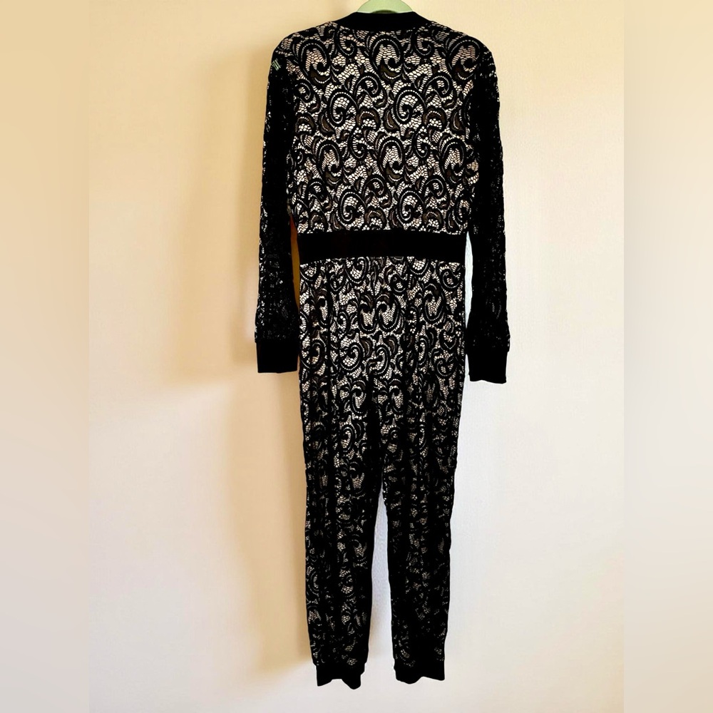 NWOT VENUS Black and Cream Garment - Picture 3 of 6